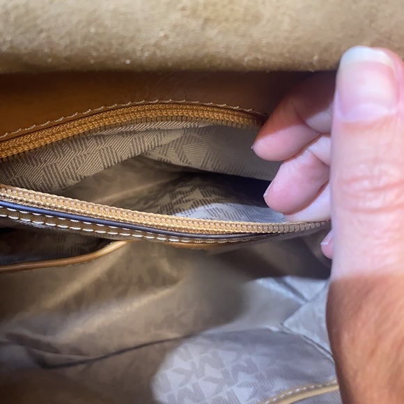 Michael Kors leather suede backpack GUC - Picture 4 of 15